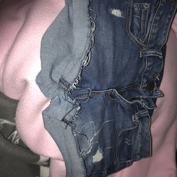 AE short - Picture 2 of 5